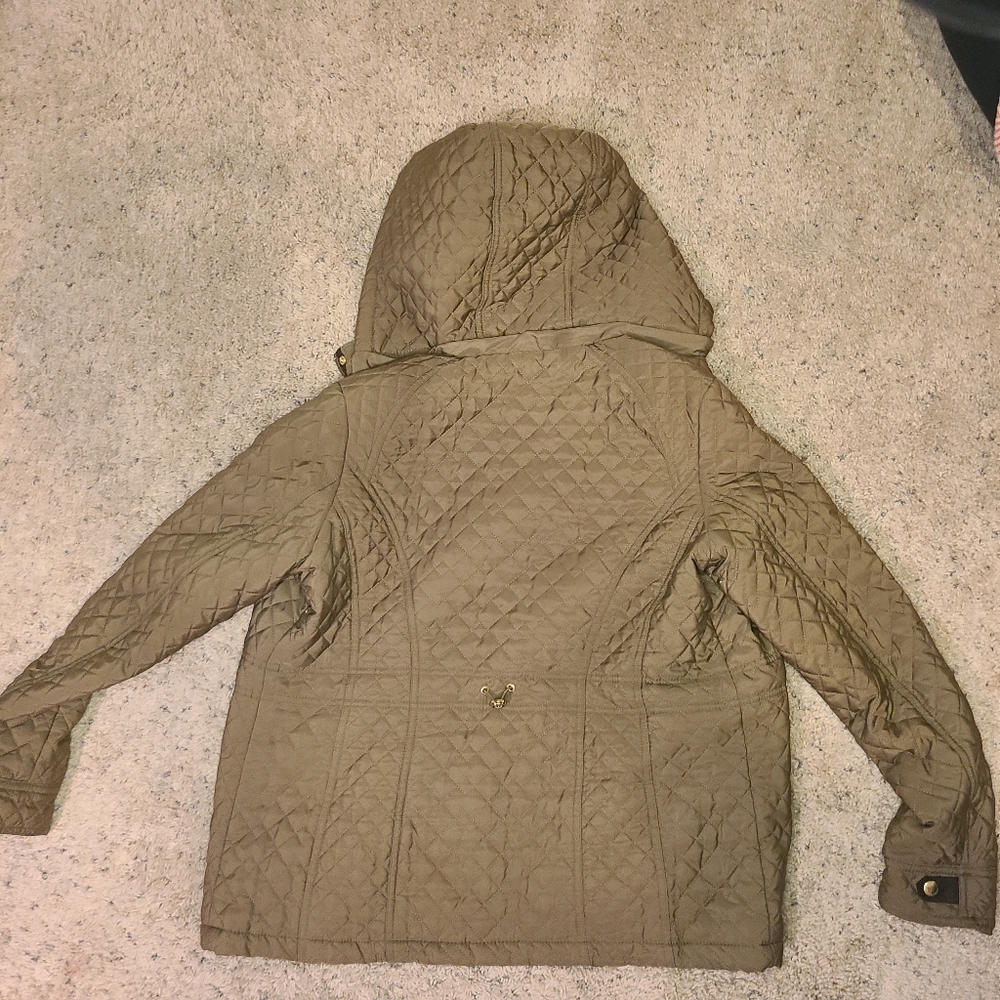 Weatherproof Quilted Jacket - Picture 2 of 3